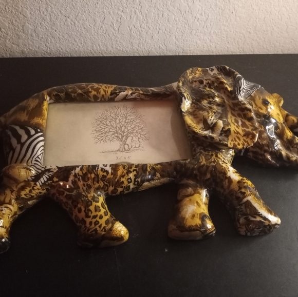 Decoupage Elephant Figurine 3.5"x5" Photo Wall Decor. - Picture 7 of 7